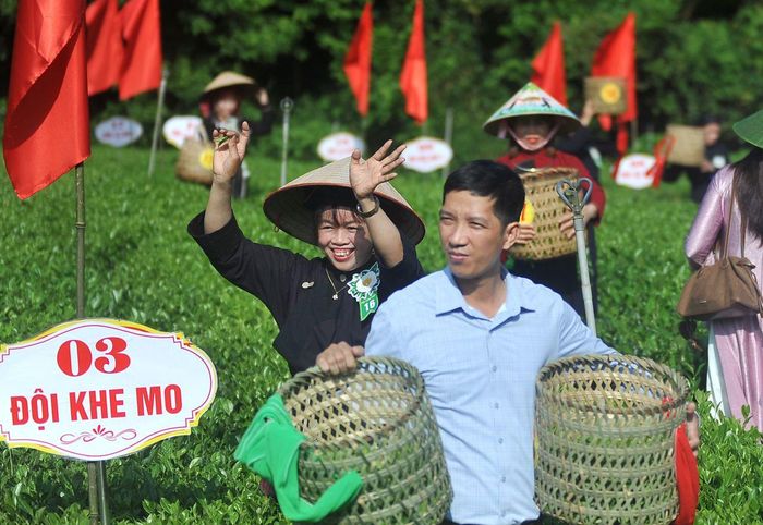 Niềm vui sau buổi thi.