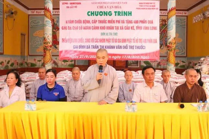 Ni sư Thích nữ Linh Viên đại diện chư Ni thiền viện Linh Chiếu phát biểu