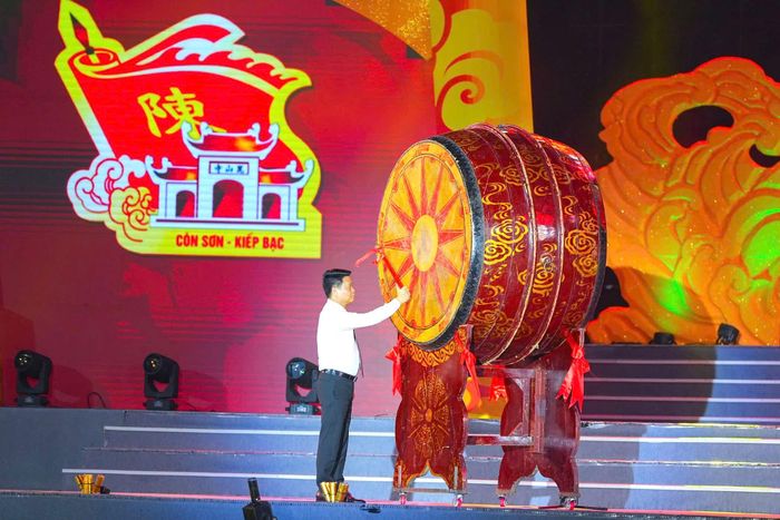 Bí thư Thành ủy Hải Phòng Lê Ngọc Châu khởi trống khai hội "Côn Sơn, Kiếp Bạc - mùa Thu năm 2026".