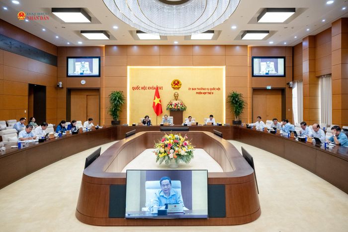Quang cảnh phiên họp. Ảnh: Phạm Thắng