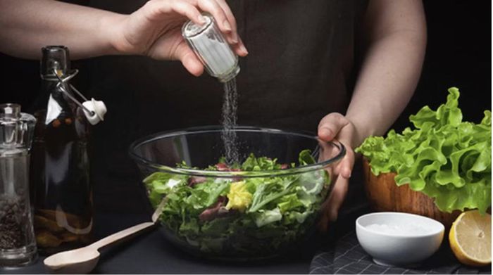 Mức tiêu thụ muối của người dân Việt Nam cao hơn 60% so với khuyến nghị.