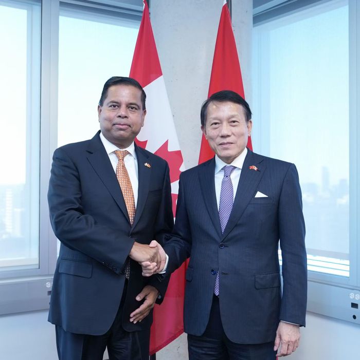 Bộ trưởng Lương Tam Quang và Bộ trưởng Bộ An toàn công cộng Canada Gary Anandasangaree.