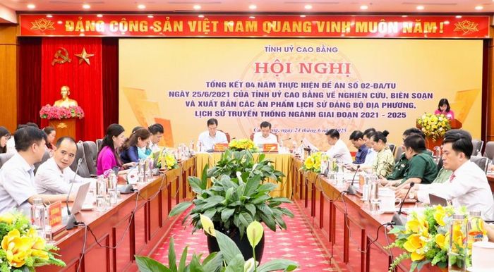 Tỉnh ủy Cao Bằng tổ chức hội nghị tổng kết 4 năm thực hiện Đề án số 02-ĐA/TU, ngày 25/6/2021 của Tỉnh ủy về nghiên cứu, biên soạn và xuất bản các ấn phẩm lịch sử đảng bộ địa phương, lịch sử truyền thống ngành giai đoạn 2021 - 2025.