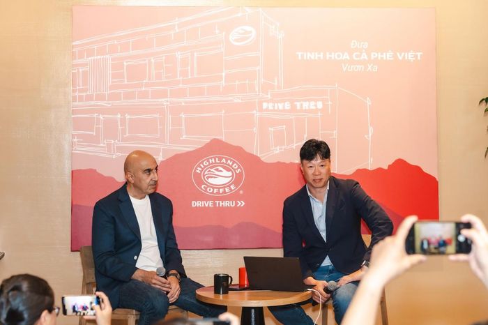 Ông David Thái, nhà sáng lập kiêm Tổng Giám đốc Highlands Coffee. Ảnh: Highlands Coffee Việt Nam.