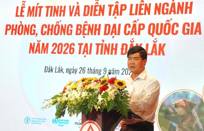  Phó Chủ tịch UBND tỉnh Nguyễn Thiên Văn phát biểu.