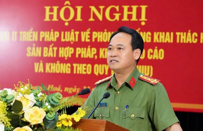 Đại tá Lê Ngọc Anh, Phó Giám đốc Công an tỉnh phát biểu tại Hội nghị