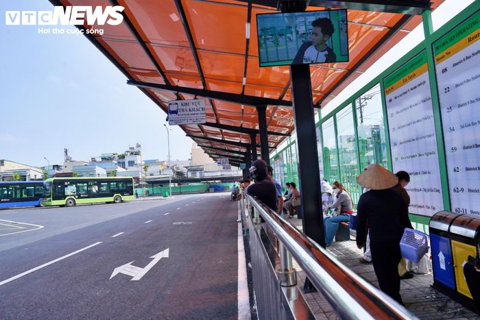 Một số hạng mục khác cũng được bổ sung, gồm camera giám sát, camera AI kiểm soát phương tiện ra vào cùng hệ thống thông tin, liên lạc. 