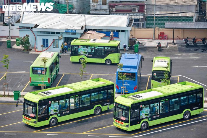 Theo Trung tâm Quản lý Giao thông công cộng, lượng khách có xu hướng tăng sau khi hạ tầng được cải thiện, cùng với tác động từ chính sách miễn vé xe buýt. Việc chỉnh trang Bến xe buýt Quận 8 nằm trong kế hoạch nâng cấp một số bến xe buýt trên địa bàn TP.HCM, hướng đến cải thiện điều kiện phục vụ hành khách và tăng khả năng kết nối của mạng lưới giao thông công cộng.