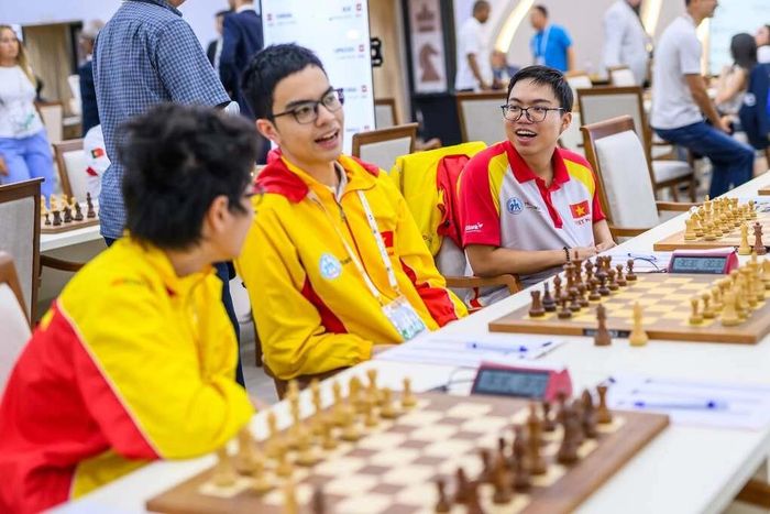 Các kỳ thủ trẻ Việt Nam tự tin thi đấu ở Olympiad 2026. Ảnh: FIDE