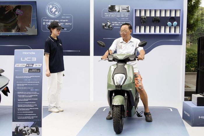 Honda ICON e: thu hút người lớn tuổi và trẻ em do đặc tính nhẹ, dễ sử dụng và thuận tiện xoay xở trong phố đông. Ảnh: PV