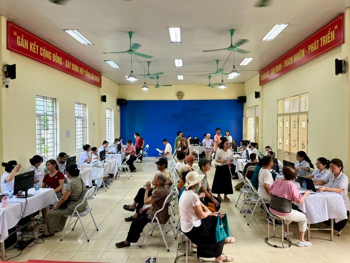 Địa bàn tổ dân phố của bà có trên 230 người cao tuổi, đa phần là lao động nông nghiệp trước đây hoặc kinh doanh tự do tại nhà.
