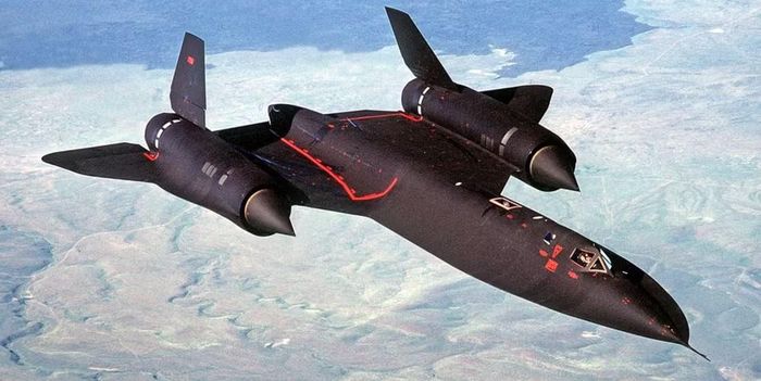 Tuy nhiên cần nhấn mạnh, việc khôi phục chiếc SR-71 Blackbird về trạng thái có thể bay được sẽ là một nhiệm vụ thực sự khó khăn và tốn kém.