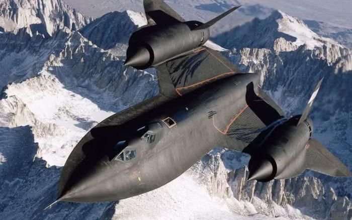 Được biết chiếc SR-71 Blackbird mang số hiệu 844 đã được đưa vào khu kỹ thuật từ đầu năm nay. Vì vậy câu hỏi đặt ra là liệu người Mỹ có thực sự quyết định khôi phục chiếc SR-71 Blackbird để tiến hành các thí nghiệm tiếp theo hay không?