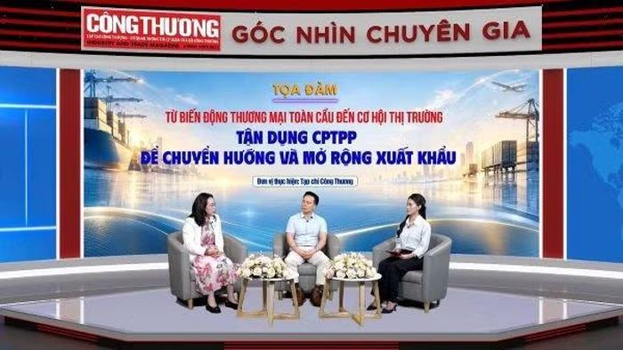 Các đại biểu tham dự tọa đàm sáng 28-9
