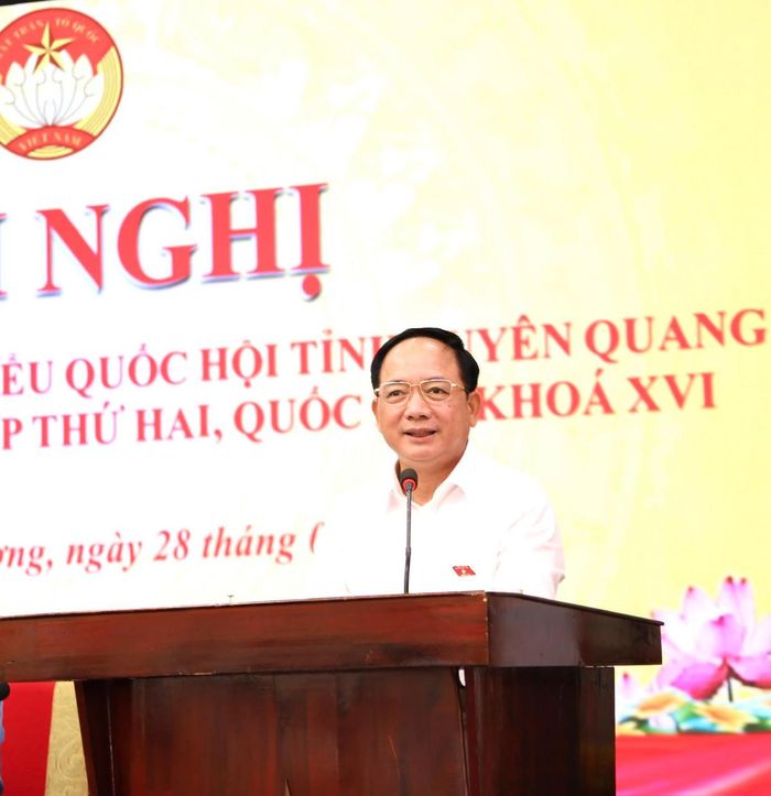 Trưởng Ban Tuyên giáo Trung ương Trịnh Văn Quyết phát biểu tại hội nghị. Ảnh: MTTQ.