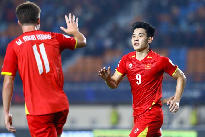  Đình Bắc và Minh Hoàng là hai gương mặt có thể thay Xuân Son. 