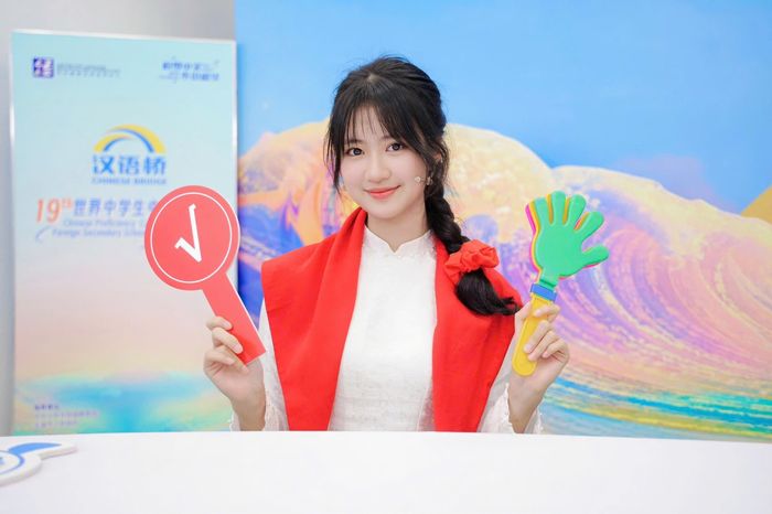 Tuệ Anh có màn thể hiện tài năng xuất sắc suốt cuộc thi.