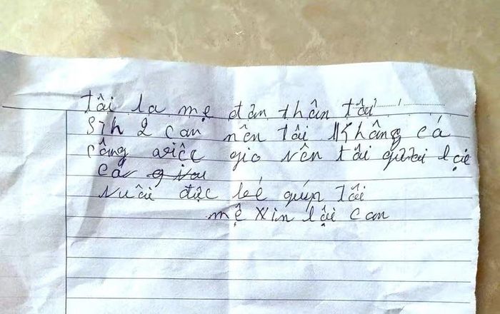  Bức thư do người mẹ viết để lại trong giỏ nhựa cùng cháu bé. 