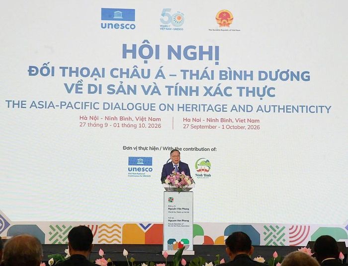 Phó Bí thư Thành ủy Hà Nội Nguyễn Văn Phong phát biểu tại phiên khai mạc Hội nghị