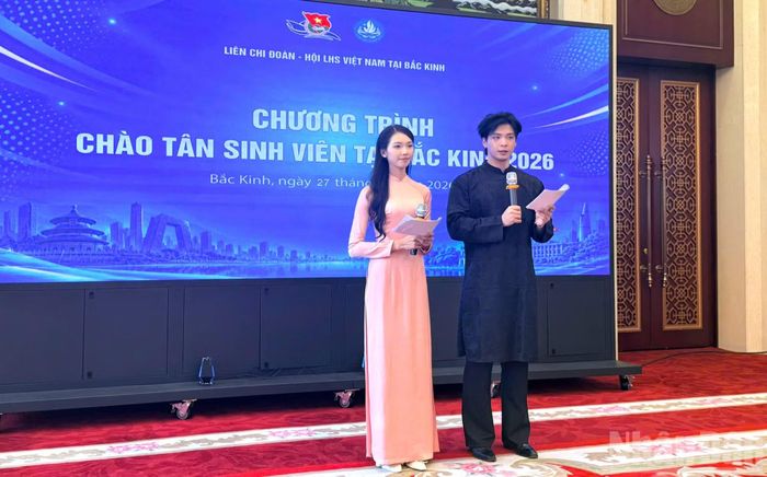 Hai MC duyên dáng của Chương trình “Chào Tân sinh viên 2026”.
