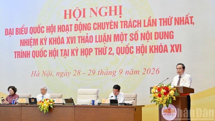 Chủ tịch Quốc hội Trần Thanh Mẫn phát biểu khai mạc Hội nghị đại biểu Quốc hội hoạt động chuyên trách lần thứ nhất, nhiệm kỳ khóa XVI.
