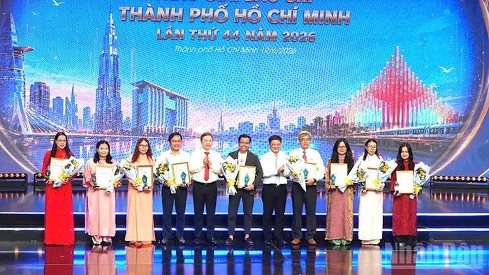 Trao giải báo chí Thành phố Hồ Chí Minh lần thứ 44-năm 2026. (Ảnh: LINH BẢO)