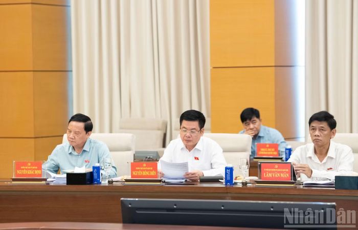 Các đại biểu dự hội nghị. (Ảnh: DUY LINH)
