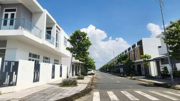 Nhà ở xã hội trên địa bàn tỉnh An Giang. (Ảnh: QUỐC TRINH)