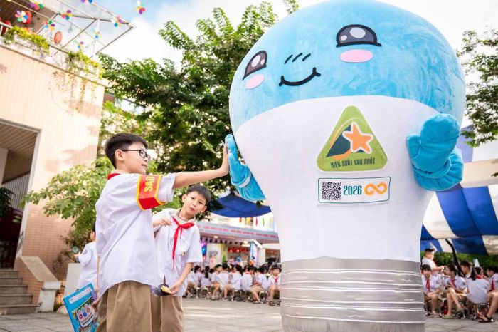 Tuyên truyền viên lan tỏa kiến thức sử dụng năng lượng tiết kiệm, hiệu quả.