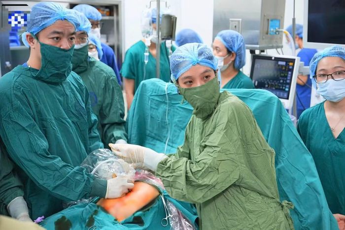 Tiến sĩ, bác sĩ Phan Thị Huyền Thương - Phó Giám đốc Trung tâm Y học bào thai can thiệp cho sản phụ.