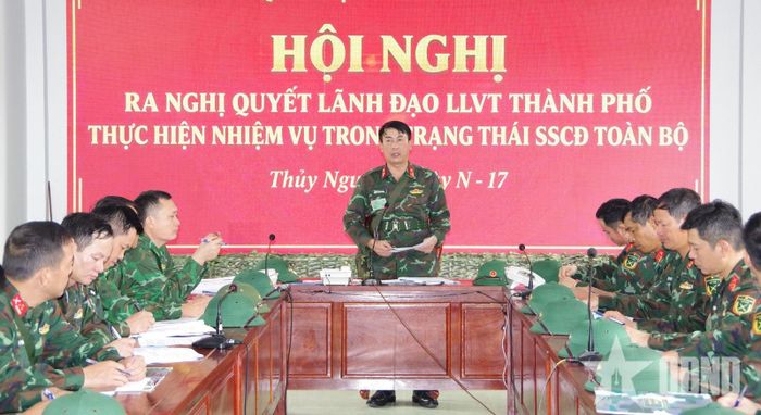 Các hội nghị trong chuyển trạng thái sẵn sàng chiến đấu được tổ chức nghiêm túc, chặt chẽ. 