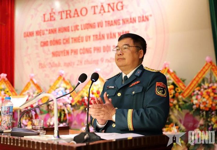   Đại tá Nguyễn Như Khoát phát biểu tại buổi lễ.