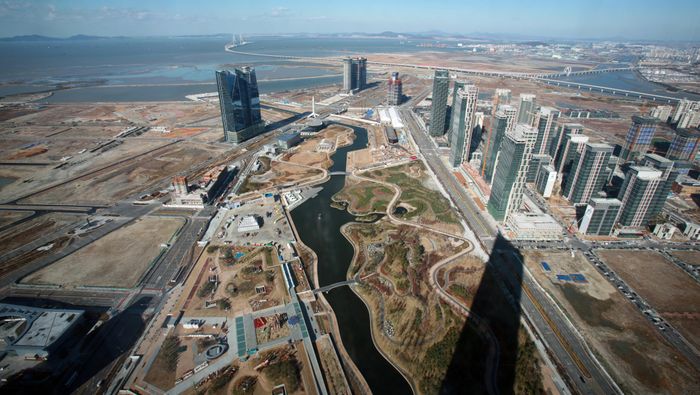 Khu đô thị quốc tế Songdo (thành phố Incheon, Hàn Quốc) được xây dựng trên vùng đất lấn biển. Ảnh: IFEZ