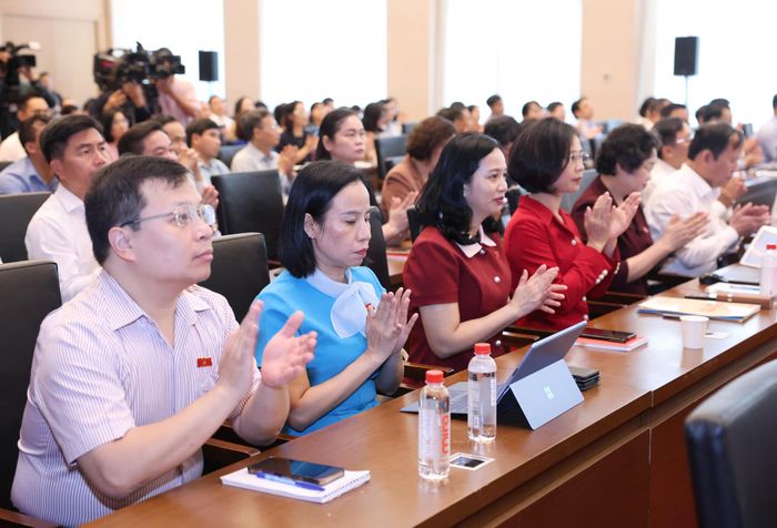  Đại biểu Quốc hội chuyên trách dự hội nghị. Ảnh: QUANG PHÚC 