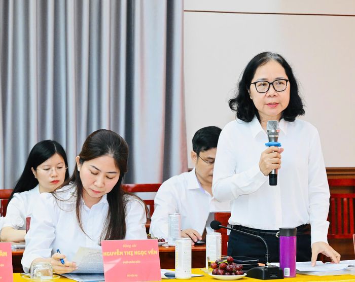  Phó Trưởng Ban Thường trực Ban Tổ chức Thành ủy TPHCM Thái Thị Bích Liên phát biểu tại buổi khảo sát. Ảnh: VIỆT DŨNG 