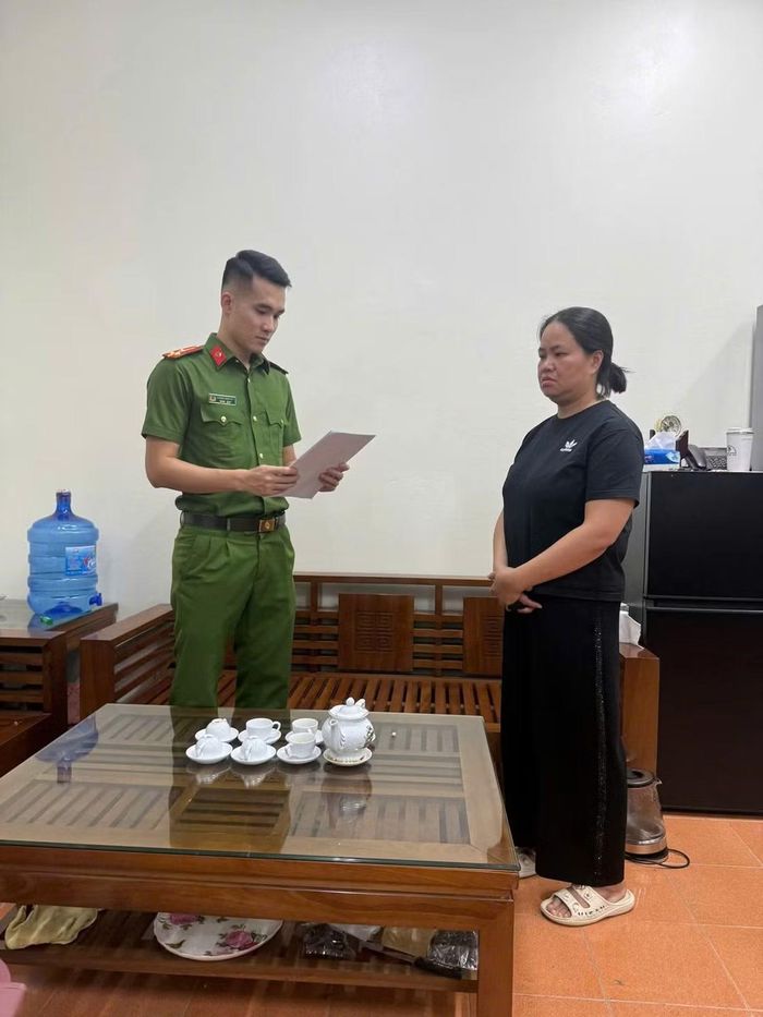 Cơ quan Cảnh sát điều tra, Công an tỉnh Lạng Sơn ra quyết định khởi tố bị can, lệnh bắt bị can để tạm giam đối với Đỗ Kim Nhung về tội môi giới hối lộ.