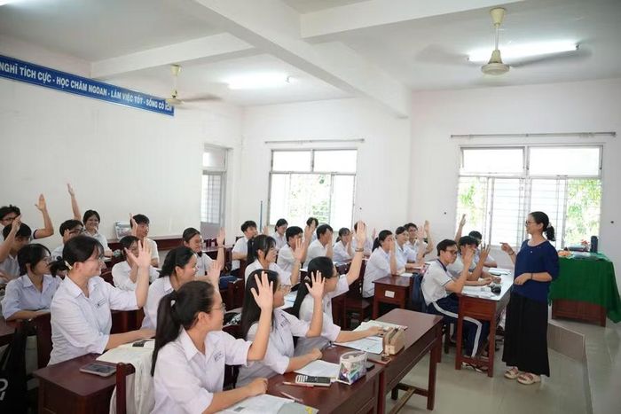 Giờ dạy học tại Trường THPT Chuyên Bến Tre.