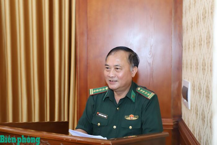 Đại tá Nguyễn Quang Phương, Chính ủy Trường Cao đẳng Biên phòng phát biểu tại hội nghị. Ảnh: Ngọc Lâm