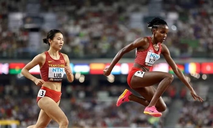 Winfred Yavi (phải) đã giành 2 HCV ở Asiad 20