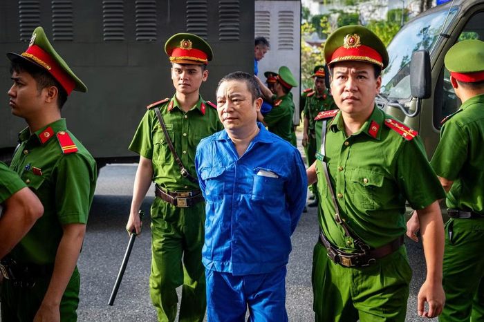 Cựu Viện trưởng Trần Văn Trường.