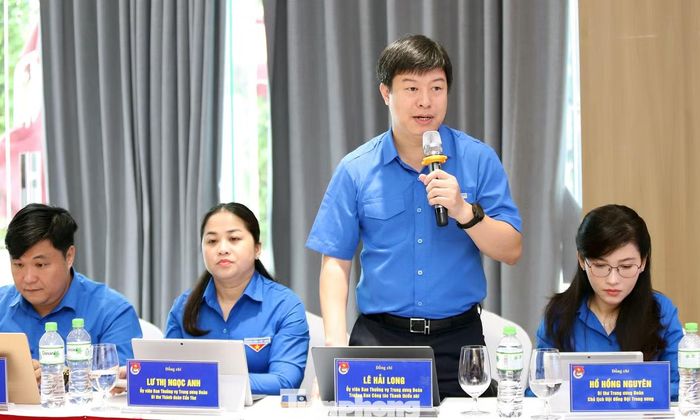 Anh Lê Hải Long - Trưởng Ban Công tác Thanh thiếu nhi phát biểu ý kiến tại chương trình