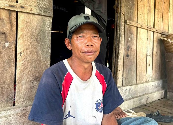 Ít nhất 2 hộ dân mà phóng viên Báo Tiền Phong thời điểm xác minh hoàn toàn không biết về con đường, lá đơn xin đất rừng trồng keo.