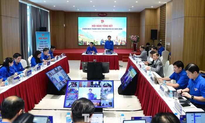 Hội nghị diễn ra theo hình thức trực tiếp kết hợp trực tuyến. Ảnh: Xuân Tùng