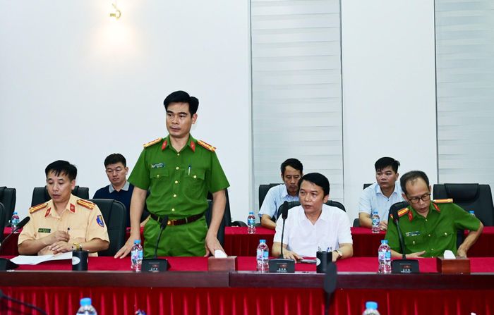 Phó Giám đốc Công an TP. Hải Phòng chỉ đạo rà soát an toàn giao thông sau vụ tai nạn 3 người tử vong tại Khu công nghiệp An Dương.