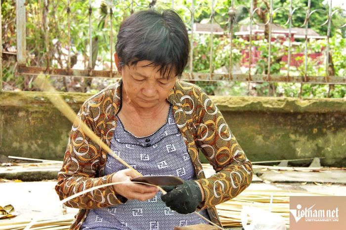 Bà Tám theo nghề từ khi 13-14 tuổi