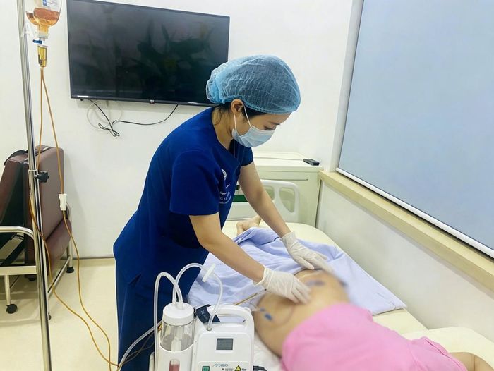 Bệnh nhân được điều trị tại Bệnh viện Trung ương Quân đội 108. Ảnh: BVCC