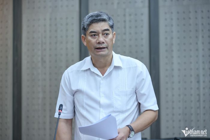 Phó Bí thư Đảng ủy, Thứ trưởng Bộ Dân tộc và Tôn giáo Y Vinh Tơr phát biểu tại Hội nghị. Ảnh: Lê Anh Dũng