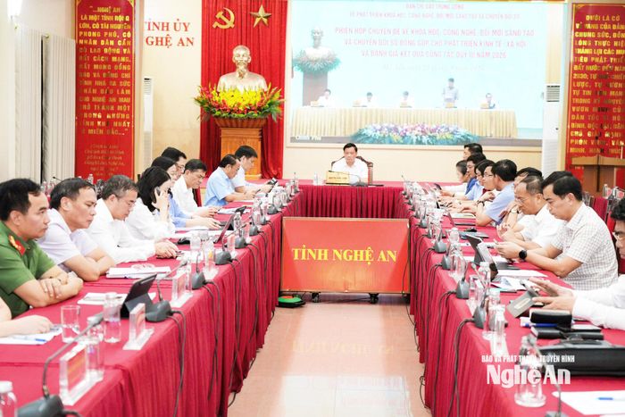 Quang cảnh điểm cầu Nghệ An. Ảnh: T.L