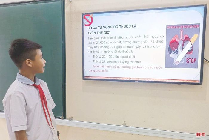Các nội dung tuyên truyền phòng, chống tác hại của thuốc lá được các liên đội, đoàn trường lồng ghép vào các buổi sinh hoạt lớp, sinh hoạt chuyên đề...