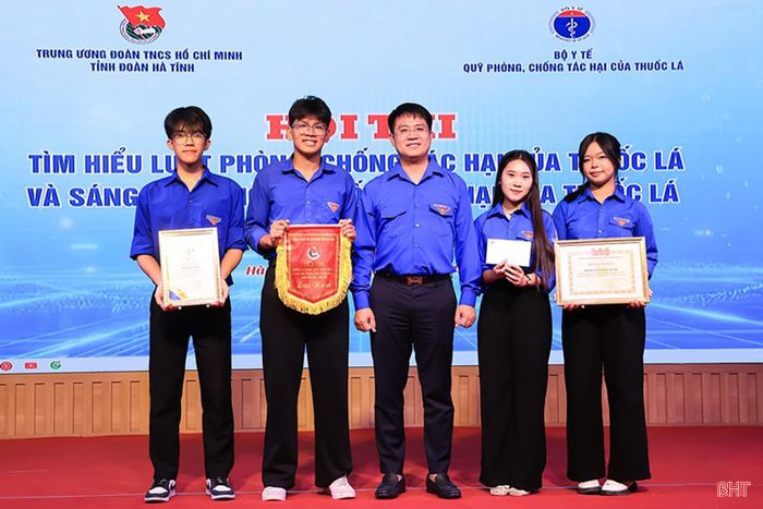 Đoàn xã Đức Thọ giành giải nhất tại hội thi tìm hiểu Luật Phòng, chống tác hại của thuốc lá và các sáng kiến phòng, chống tác hại của thuốc lá trong đoàn viên thanh niên (tháng 5/2026). Ảnh: Quỳnh Sơn.